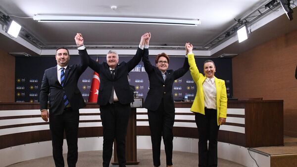 İYİ Partinin İzmir ilçe belediye başkan adayları açıklandı - Sputnik Türkiye