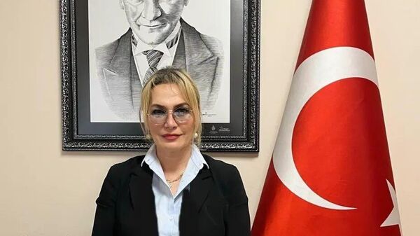 Türkücü Hilal Özdemir - Sputnik Türkiye