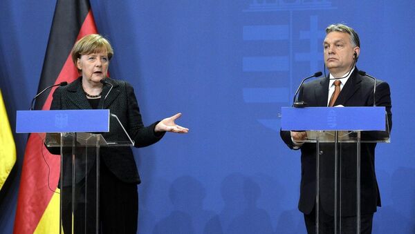 Almanya Başbakanı Angela Merkel-Macaristan Başbakanı Viktor Orban - Sputnik Türkiye