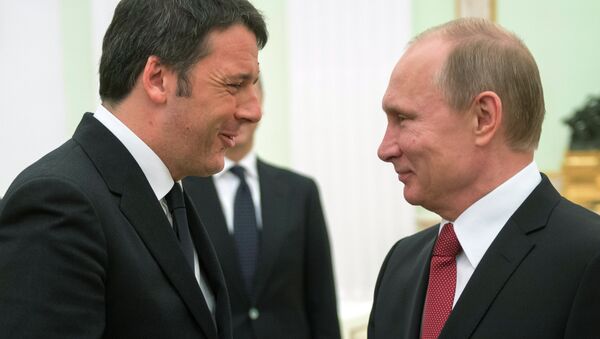 Vladimir Putin ve Matteo Renzi - Sputnik Türkiye