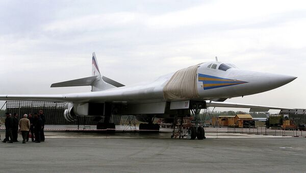 Rus Tu-160 stratejik bombardıman uçağı - Sputnik Türkiye