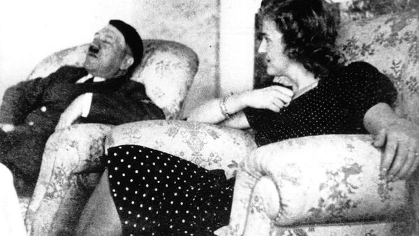 Nazi lideri Adolf Hitler ve Eva Braun - Sputnik Türkiye