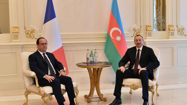 Fransa Cumhurbaşkanı François Hollande ve Azerbaycan Devlet Başkanı İlham Aliyev - Sputnik Türkiye