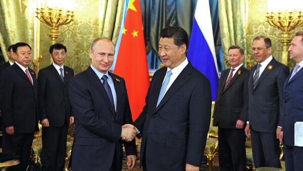 Çin Devlet Başkanı Şi Jinping ve Rusya Devlet Başkanı Vladimir Putin - Sputnik Türkiye