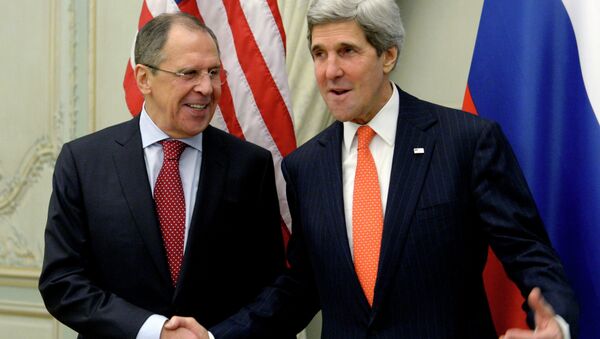 Rusya Dışişleri Bakanı Sergey Lavrov ve ABD Dışişleri Bakanı John Kerry - Sputnik Türkiye