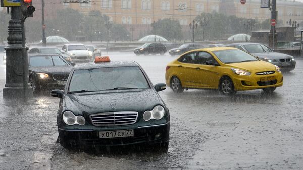 Moskova'da yağmur - Sputnik Türkiye