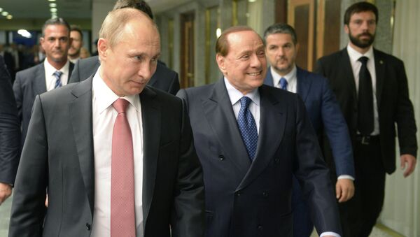 Rusya Devlet Başkanı Vladimir Putin- İtalya eski Başbakanı Silvio Berlusconi - Sputnik Türkiye