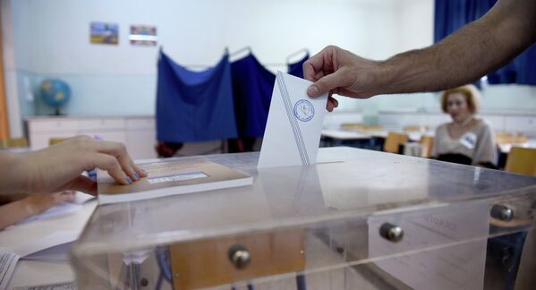 Referandum hem Yunanistan'ın kaderini hem de Başbakan Aleksis Çipras'ın siyasi geleceğini belirleyecek. - Sputnik Türkiye