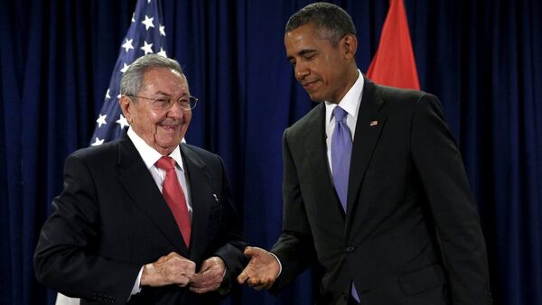 Küba lideri Raul Castro- ABD Başkanı Barack Obama - Sputnik Türkiye