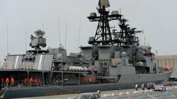 Tartus'taki Rus savaş gemisi - Sputnik Türkiye