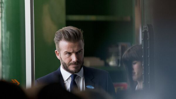 Eski İngiliz futbolcu David Beckham. - Sputnik Türkiye