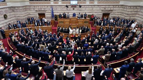 Yunan parlamentosunda yemin töreni - Sputnik Türkiye