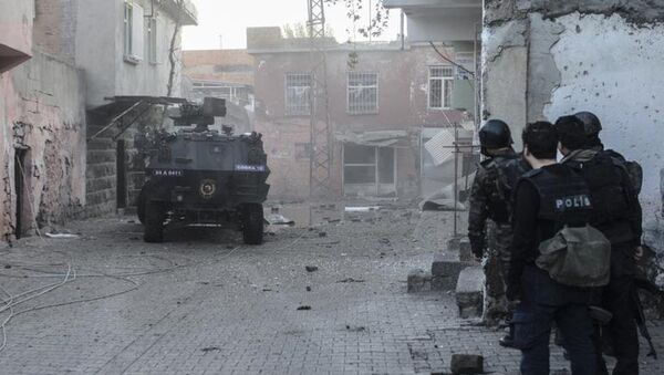 Diyarbakır'da çatışma: 1 PKK'lı öldü - Sputnik Türkiye