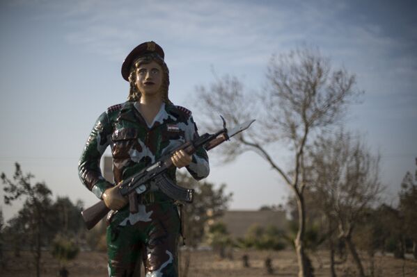 Suriye ordusunun kadın askerleri - Sputnik Türkiye