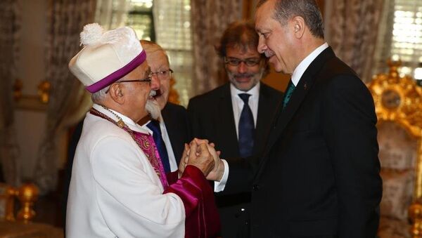Cumhurbaşkanı Recep Tayyip Erdoğan, Türkiye Musevi cemaatinin temsilcilerini Mabeyn Köşkü'nde kabul etti. - Sputnik Türkiye