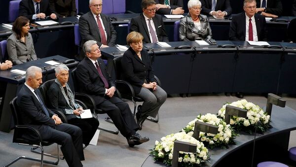 Almanya Cumhurbaşkanı Joachim Gauck- Başbakan Angela Merkel - Sputnik Türkiye