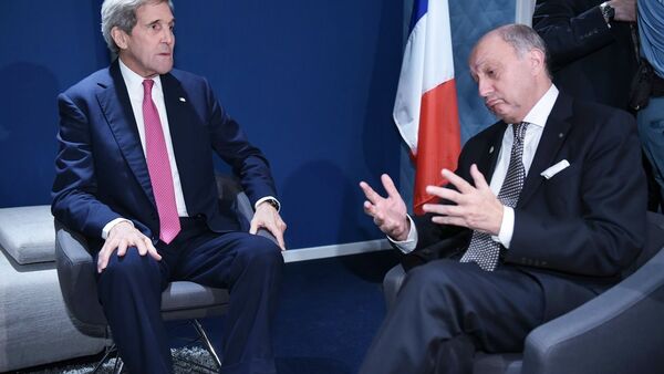 Fransa Dışişleri Bakanı Laurent Fabius - ABD Dışişleri Bakanı John Kerry - Sputnik Türkiye