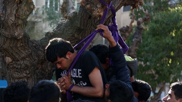Atina - Sığınmacılar intihara teşebbüs etti - Sputnik Türkiye