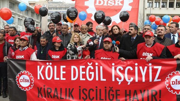 Devrimci İşçi Sendikaları Konfederasyonu (DİSK) Genel Başkanı Kani Beko - Sputnik Türkiye