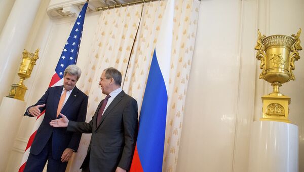 Rusya Dışişleri Bakanı Sergey Lavrov ve ABD Dışişleri Bakanı John Kerry - Sputnik Türkiye