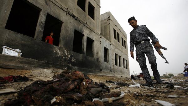 Bağdat'ın güneyindeki İskenderiye kentinde meydana gelen intihar saldırısını IŞİD üstlendi - Sputnik Türkiye