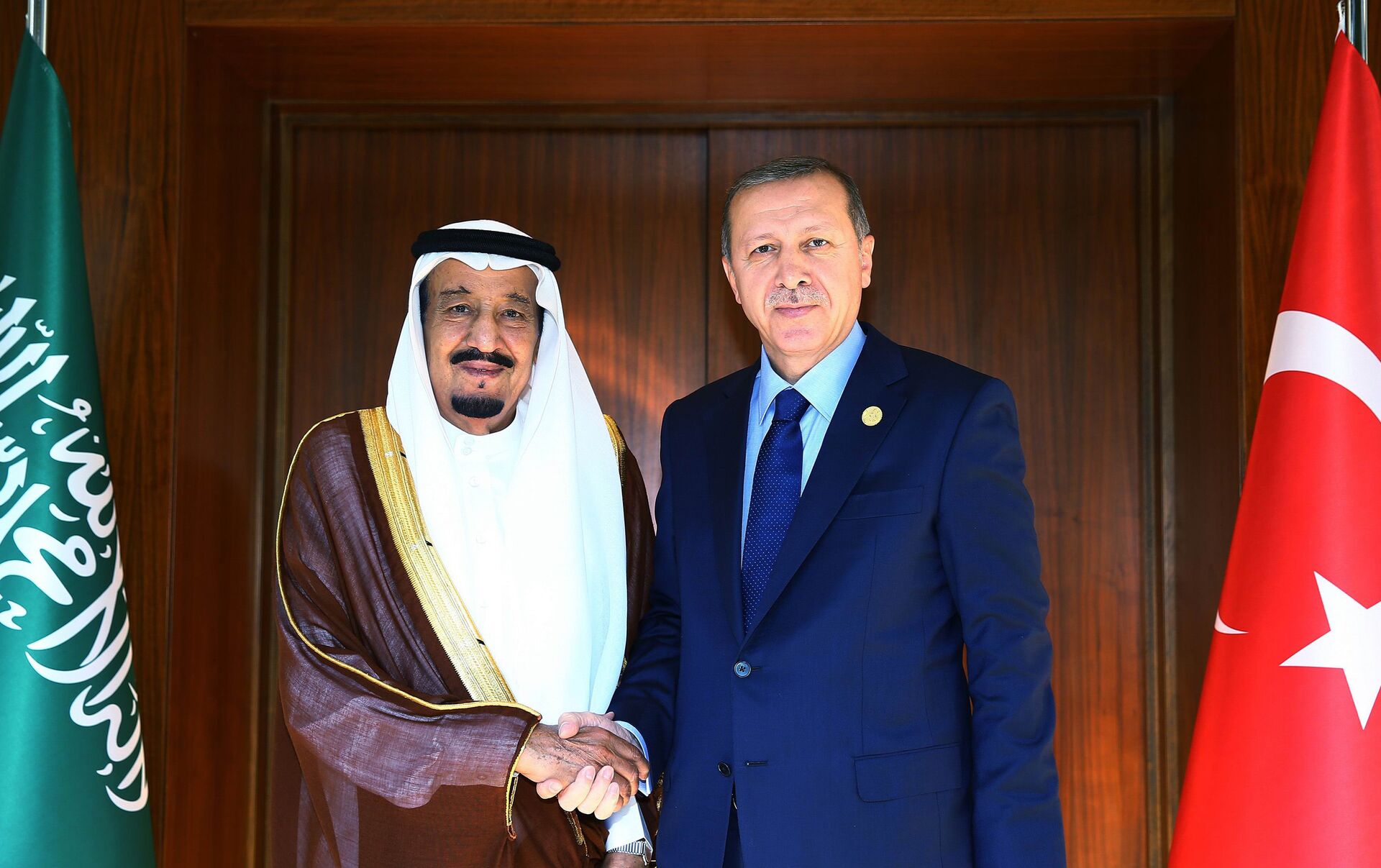 Турция и саудовская аравия. Эрдоган и Король Саудовской Аравии. Салман ибн Абдул-Азиз. Эрдоган в Саудовской Аравии. Эрдоган и Салман.