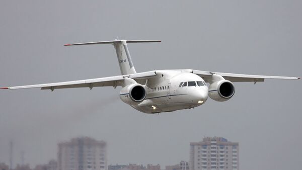 Antonov şirketinin ürettiği An-158 tipi yolcu uçağı - Sputnik Türkiye