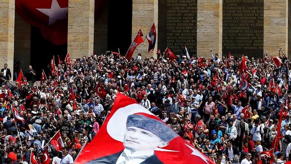 19 Mayıs Atatürk'ü Anma Gençlik ve Spor Bayramı, Anıtkabir'de kutlandı. - Sputnik Türkiye