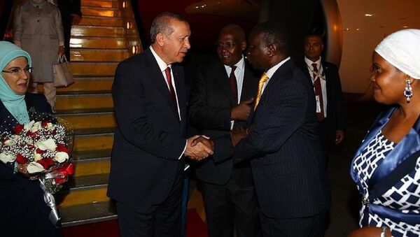 Cumhurbaşkanı Recep Tayyip Erdoğan, Afrika ziyaretinin ilk durağı olan Uganda'da - Sputnik Türkiye