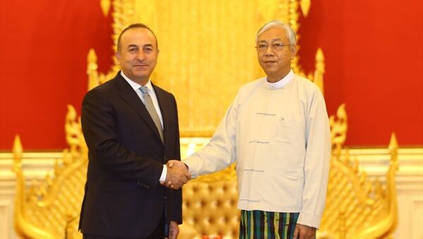 Dışişleri Bakanı Mevlüt Çavuşoğlu ve Myanmar Devlet Başkanı Htin Kyaw - Sputnik Türkiye