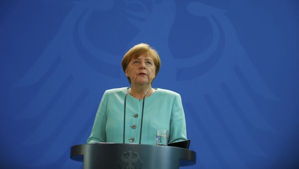 Almanya Başbakanı Merkel referandumun ardından yaptığı ilk açıklamada, Brexit Avrupa için bir kırılmadır dedi. - Sputnik Türkiye