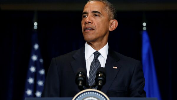 ABD Başkanı Barack Obama, Dallas saldırısının ardından NATO Zirvesi için gittiği Polonya'da açıklama yaptı. - Sputnik Türkiye