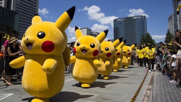 Japonya’nın başkenti Tokyo’da gerçekleştirilen Pokemon festivali çerçevesinde çok sayıda Pikaçu’nun yer aldığı bir geçit töreni düzenlendi. - Sputnik Türkiye
