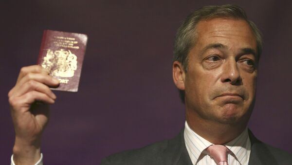 Eski Birleşik Krallık Bağımsızlık Partisi'nin (UKIP) Genel Başkanı Nigel Farage - Sputnik Türkiye