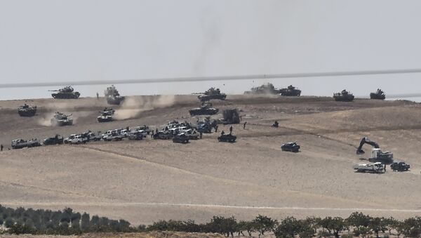 Türkiye-Suriye sınırına 3 km mesafedeki Keklice IŞİD'in elinden alındı. - Sputnik Türkiye