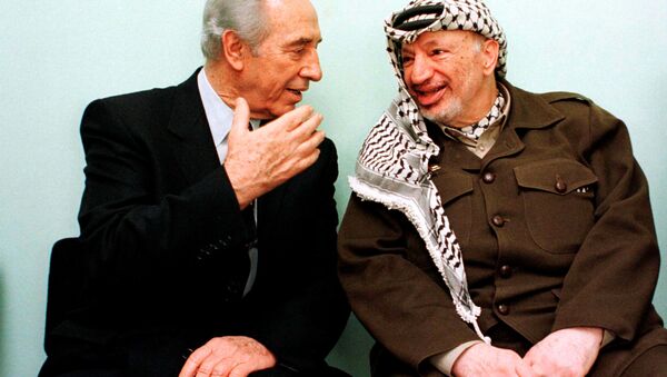 Şimon Peres - Yaser Arafat - Sputnik Türkiye