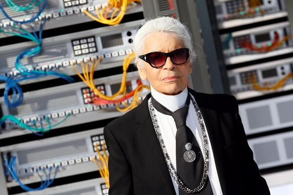 Keşfedilen örümcek türüne Karl Lagerfeld'in ismi verildi: Gözleri çok benziyor Keşfedilen örümcek türüne Karl Lagerfeld'in ismi verildi: Gözleri çok benziyor - Sputnik Türkiye