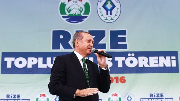 Erdoğan Rize'de halka seslendi - Sputnik Türkiye