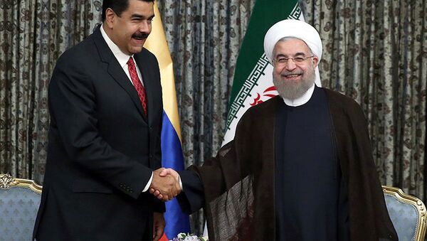 Venezüela Devlet Başkanı Nicolas Maduro- İran Cumhurbaşkanı Hasan Ruhani - Sputnik Türkiye
