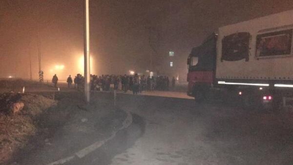 Ağrı'da sığınmacılar yolu kapattı - Sputnik Türkiye
