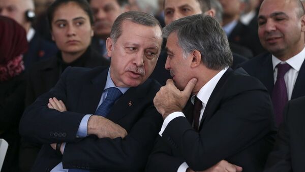 Cumhurbaşkanı Recep Tayyip Erdoğan ve 11. Cumhurbaşkanı Abdullah Gül - Sputnik Türkiye