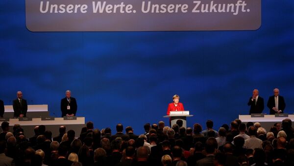 Almanya Başbakanı Angela Merkel, Hristiyan Demokrat Birlik Partisi’nin (CDU) 29. Olağan Genel Kongresi'nde yeniden genel başkanlığa seçildi. - Sputnik Türkiye