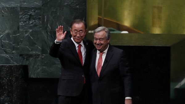 BM'nin 8. ve 9. genel sekreterleri Ban Ki-Mun ile Antonio Guterres - Sputnik Türkiye