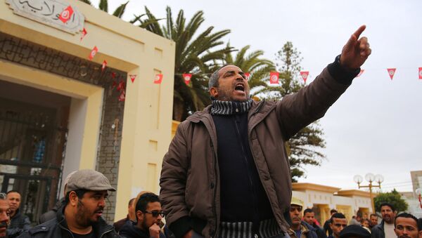Yasemin Devrimi'nin yıl dönümünde Tunus'ta protestolar - Sputnik Türkiye