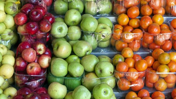 Kırmızı elma, yeşil elma, portakal, mandalina, meyveler - Sputnik Türkiye