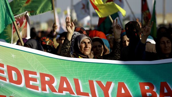Astana'ya PYD'nin davet edilmemesini protesto eden Kürtler - Sputnik Türkiye