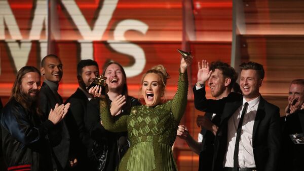 59. Grammy Ödülleri - Adele - Sputnik Türkiye
