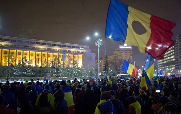 Romanya'da hükümet karşıtı protestolar - Sputnik Türkiye