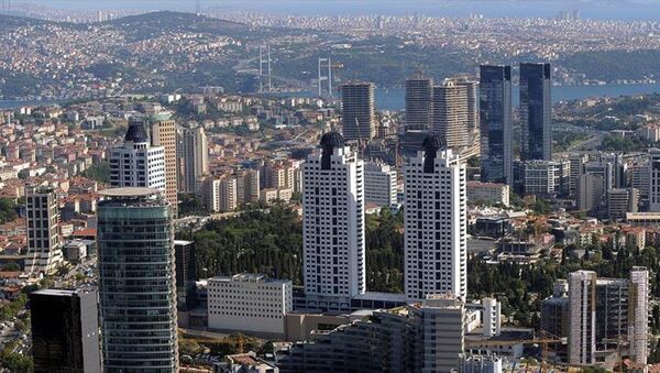 İstanbul'daki iş merkezlerinin yoğunlaştığı gökdelenler - Sputnik Türkiye