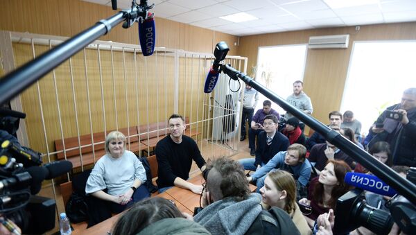 Rus muhalif lider Navalniy'e hapis cezası - Sputnik Türkiye